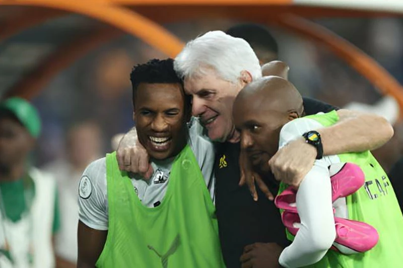 تحمل رائحة الثأر.. مواجهة خاصة تنتظر منتخب مصر أمام مدرب جنوب أفريقيا 